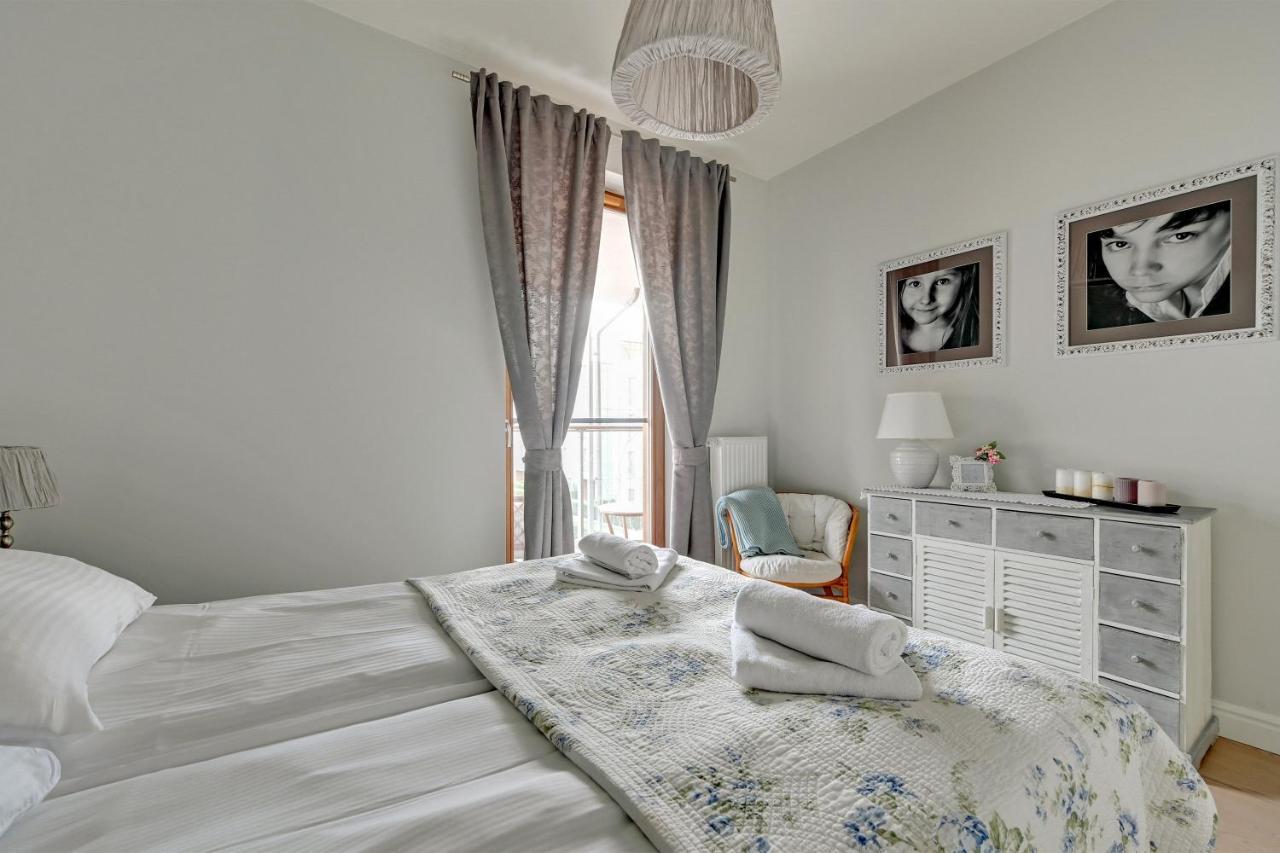 Apartments Riva - Nadmorski Dwor Premium Гданськ Екстер'єр фото